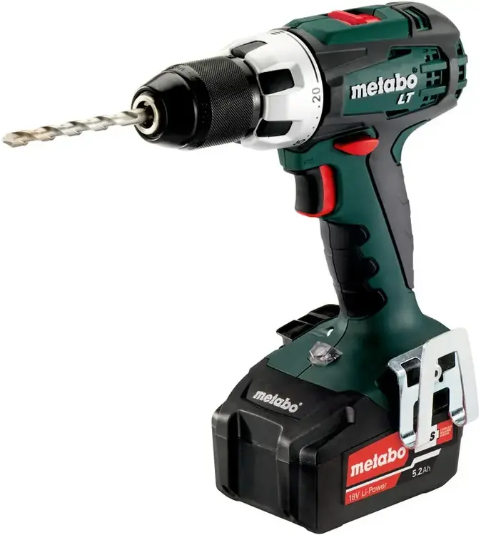 Metabo BS 18 LT аккумуляторная дрель-шуруповерт (18 В) 1 дрель + 1 быстрозажимной патрон + 1 крючок для ношения на ремне и отделение для насадок + 2 а