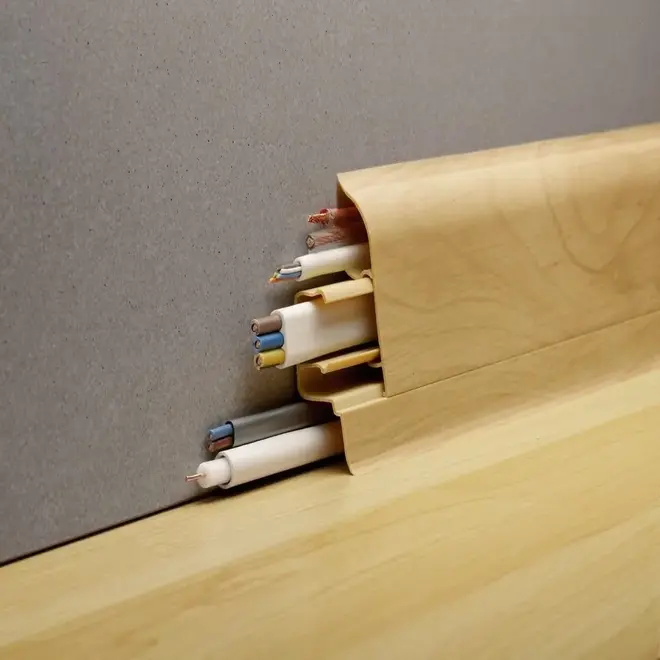 Tarkett SD 60 плинтус ПВХ Alpine OAK 206