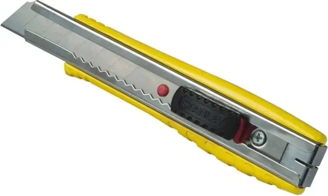 Stanley Fat Max нож с отламывающимися сегментами (135 мм)