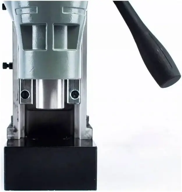 Alteco MD 1323 станок сверлильный с магнитной стойкой