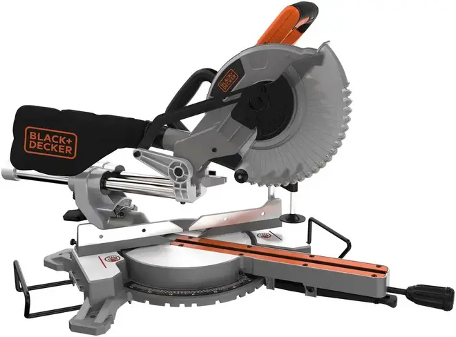 Black+Decker BES700-QS пила торцовочная с протяжкой (1600 Вт 220 В) BES700-QS