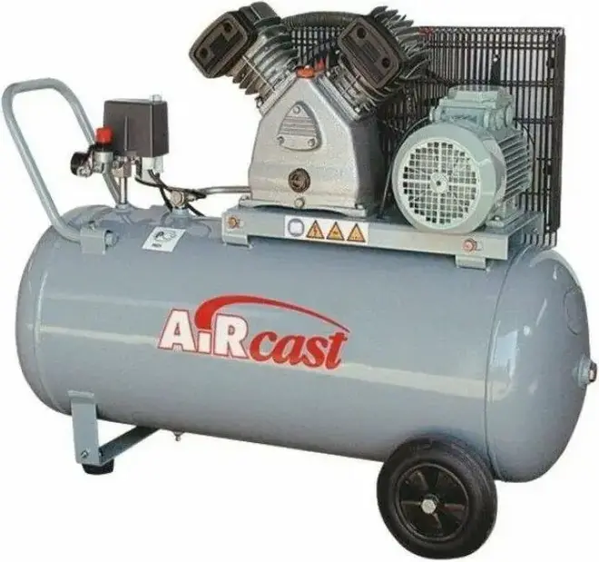 Remeza СБ4/С-100.LB30 компрессор поршневой масляный (2200 Вт)